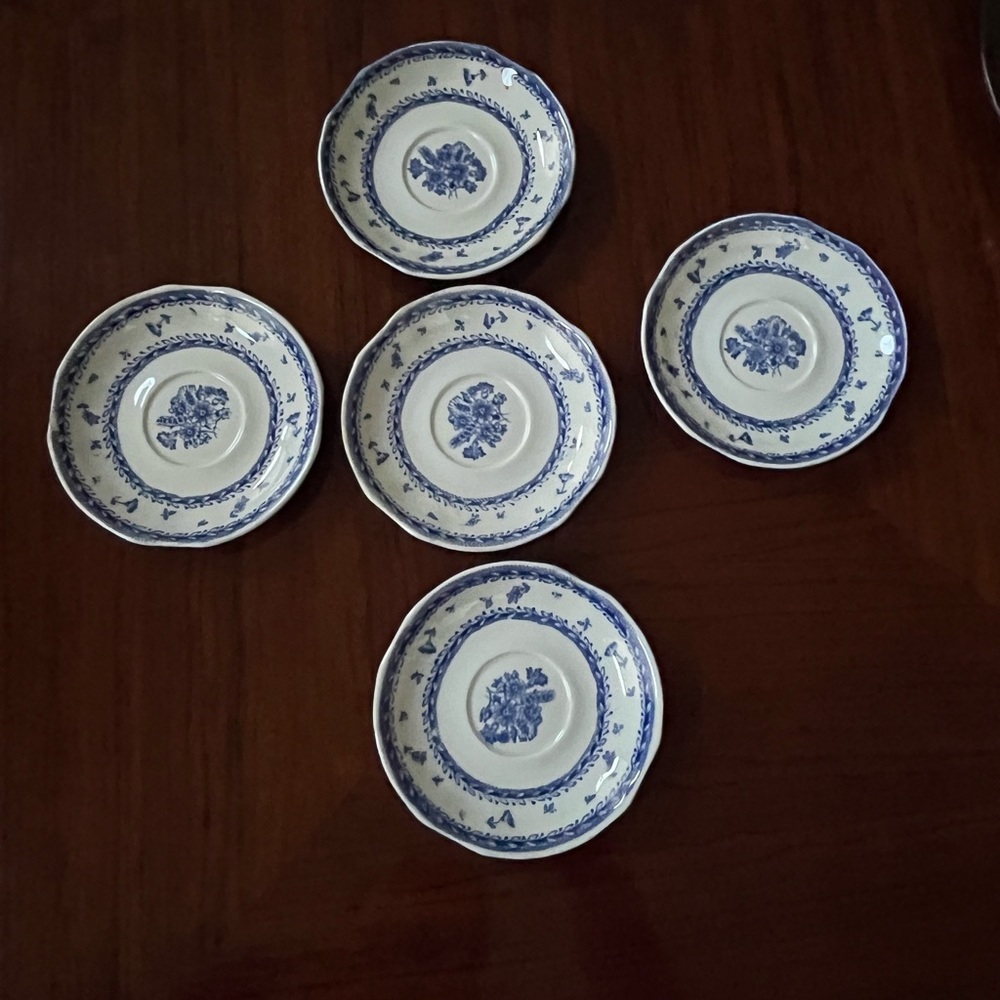 Vintage Arabia of Finland saucers (5) Firm Price